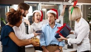 How To Manage A Memorable Office Christmas Party