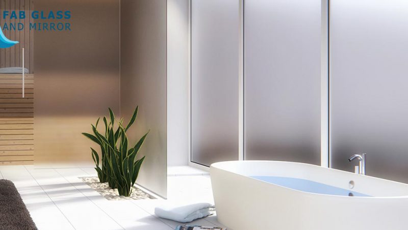 Low-Cost Ideas to Renovate your Bathroom with Frosted Glass