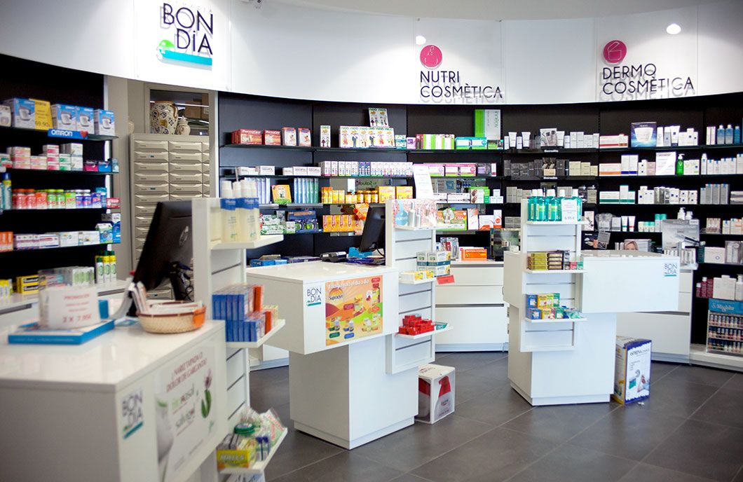 What Does a Drug store Specialist Do?