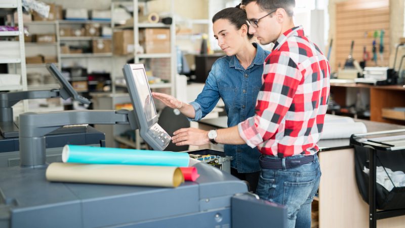 4 Reasons to Invest in a Professional Custom Label Printing Company