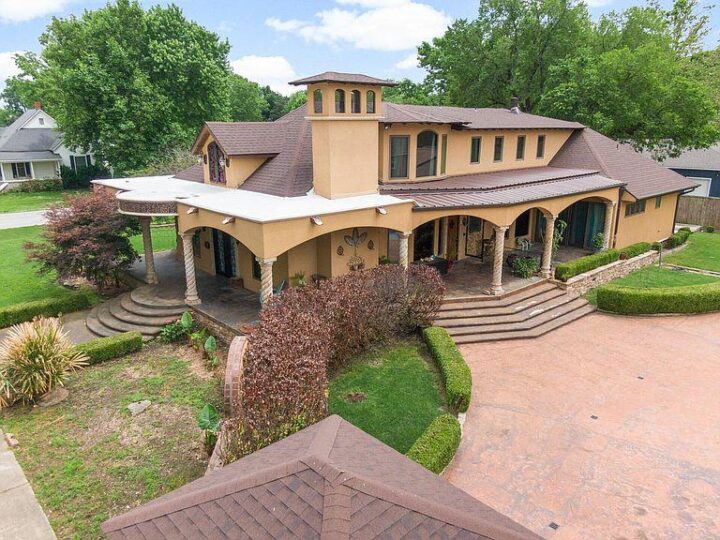 AJ Hawk House: Ohio Mansion – The Top Hints